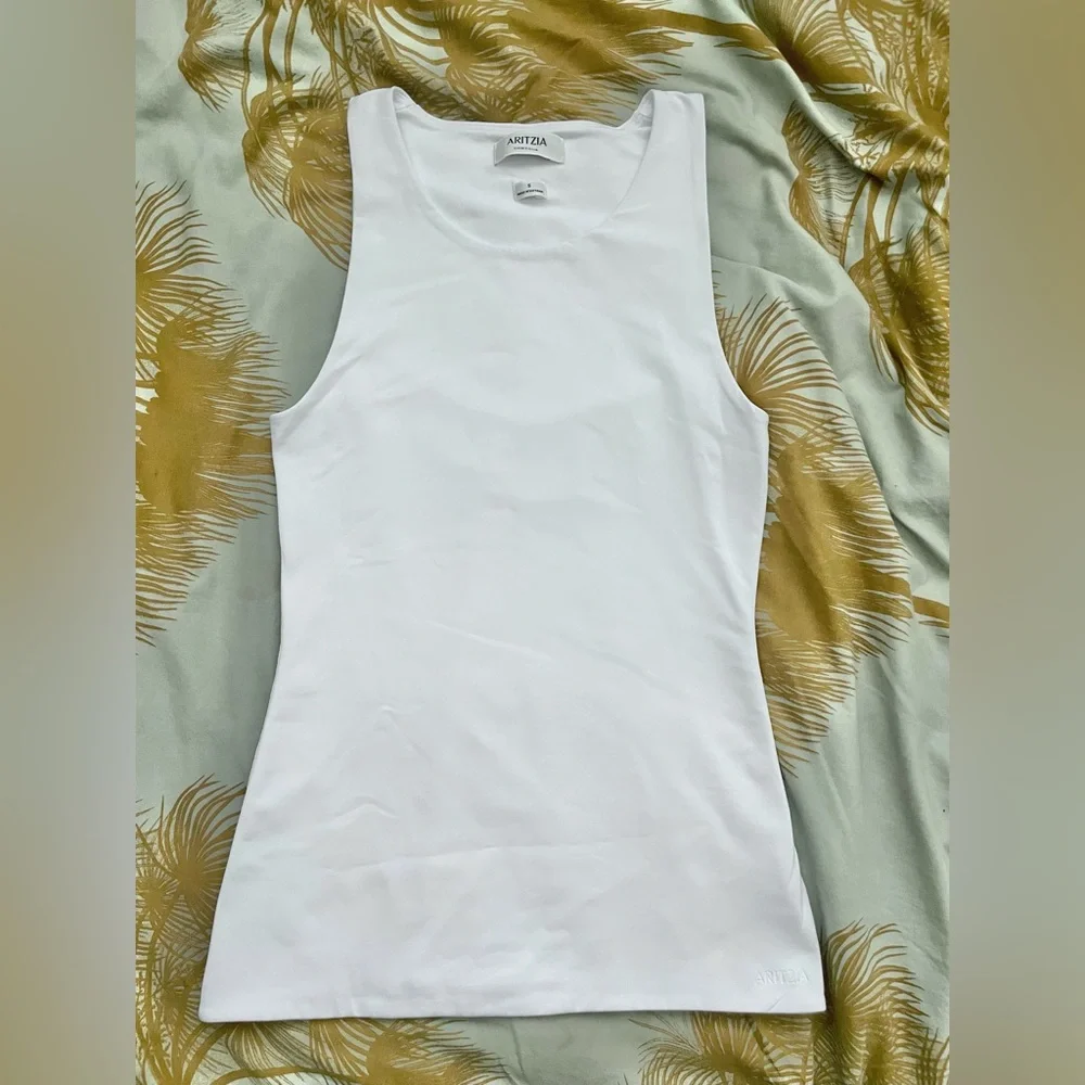 nwot Aritzia (Babaton) Original Contour '90s Tank S - Picture 3 of 3